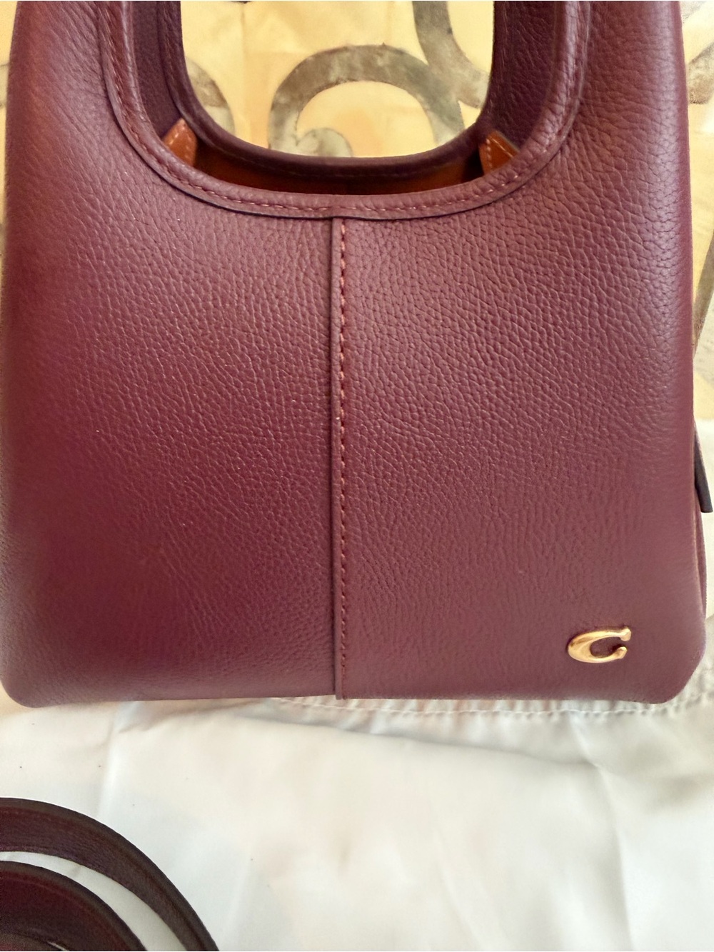 COACH Merlot Lana 23  Handbag EUC HTF - Picture 5 of 10